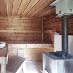 Rentukka - Saehkoettoemaet Yoepymismoekit - Off-grid * Saris