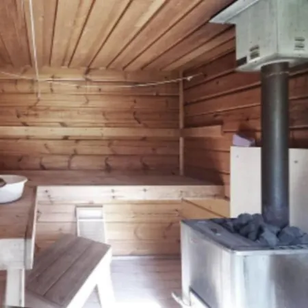 Rentukka - Saehkoettoemaet Yoepymismoekit - Off-grid * Saris