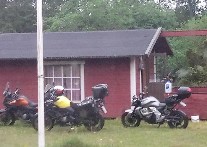 Rentukka - Saehkoettoemaet Yoepymismoekit - Off-grid *